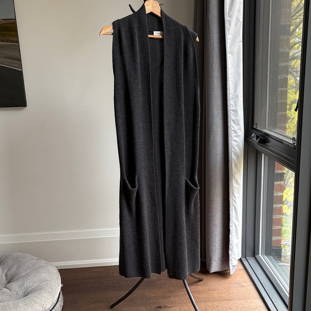 Aritzia Wilfred Charcoal Knit Cardigan